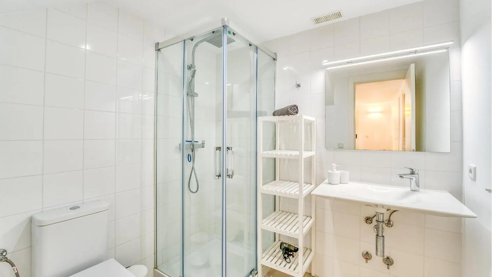 Holiday home Lovely Home In Alcudia With Kitchen